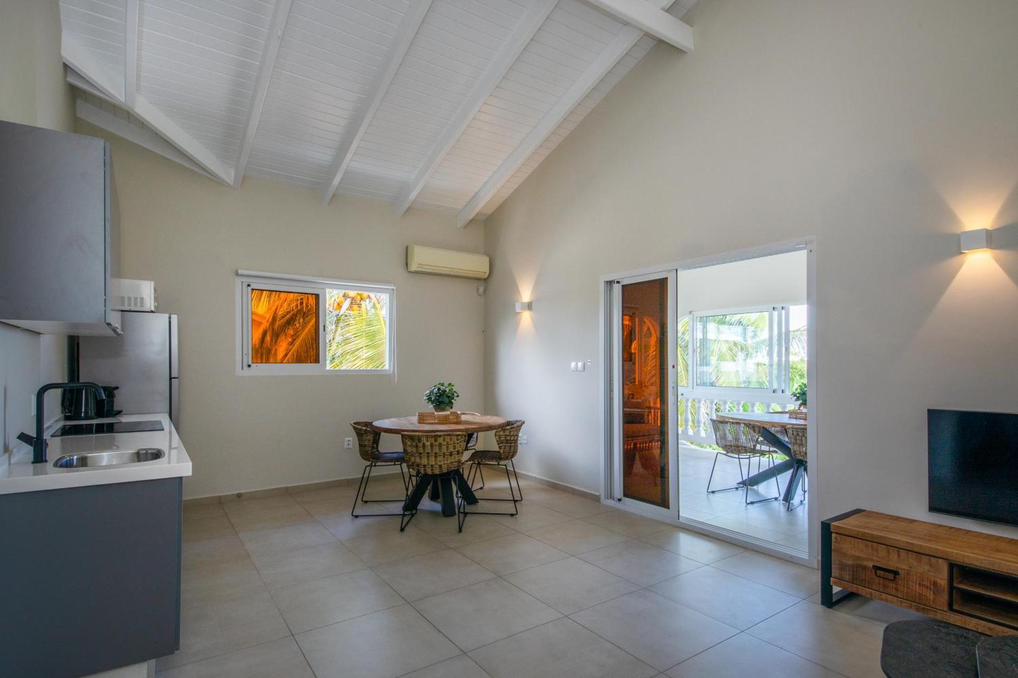 Jt Curacao Apartments Jan Thiel Room photo